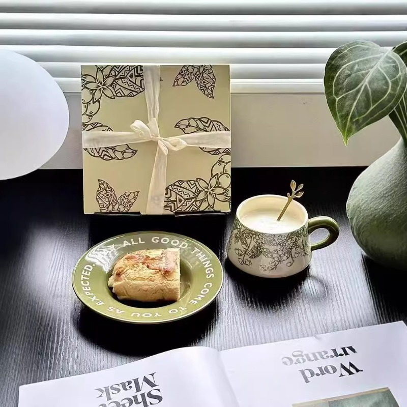 Valley Tea And Coffee - 프랑스 레트로 스타일 은방울꽃 세라믹 커피잔