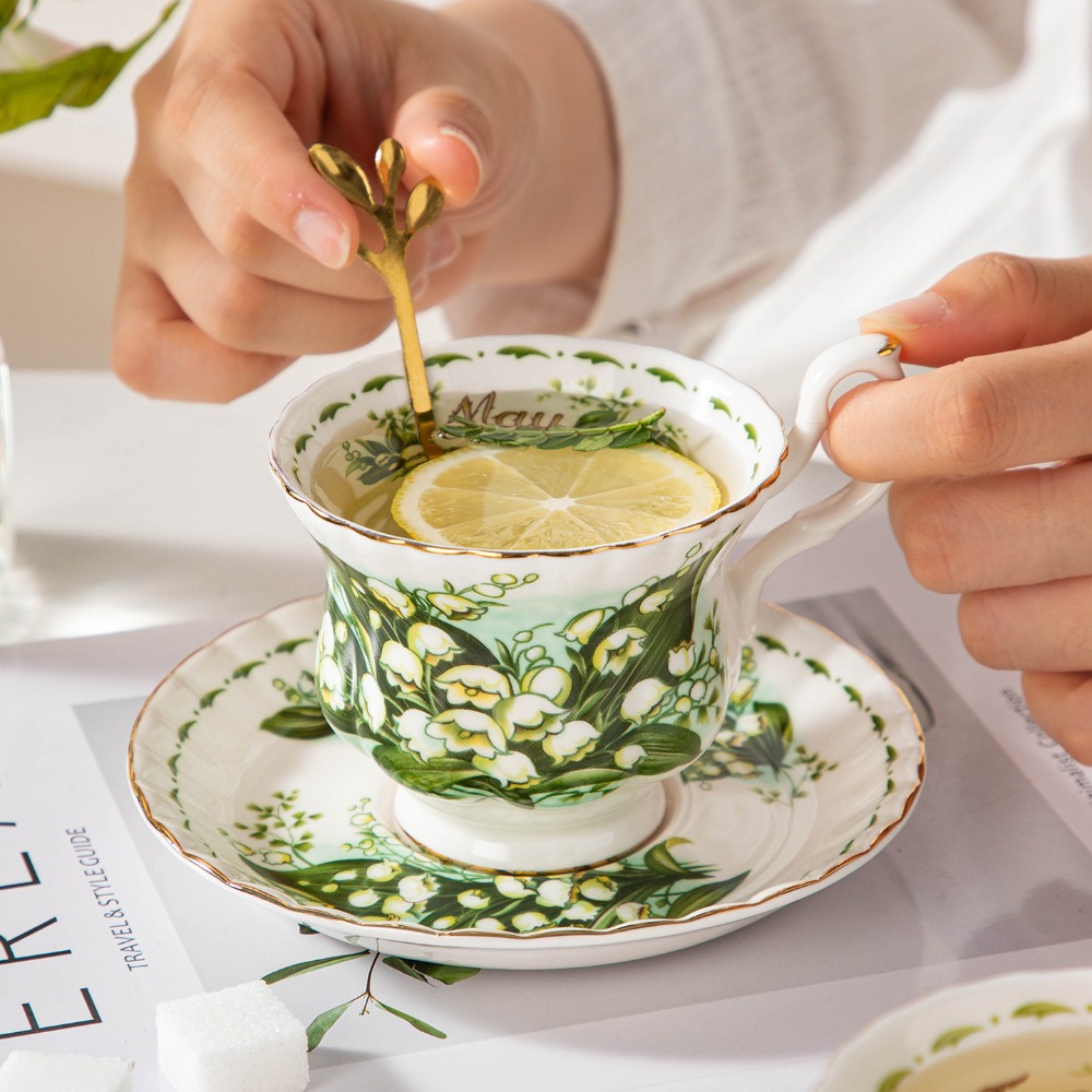 빈티지 꽃무늬 도자기 커피잔과 받침 접시, 금테 은방울 - Valley Tea And Coffee 리뷰 및 가격